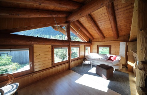 Chalais Ski Chalet | Le Gîte de Briey, complete chalet, 7 min from Vercorin
