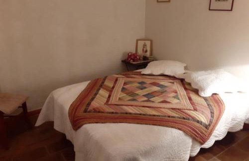 Maillane House | Le Gîte Du Poète