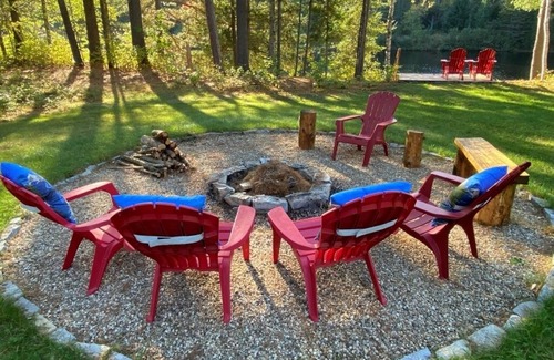 Mansfield-et-Pontefract Ski Chalet | Le Godendard - waterfront + sauna & wood fireplace