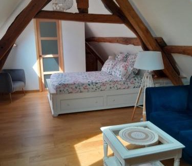 Bordeaux-Saint-Clair Bed & Breakfast | Le Grenier D'Isafil