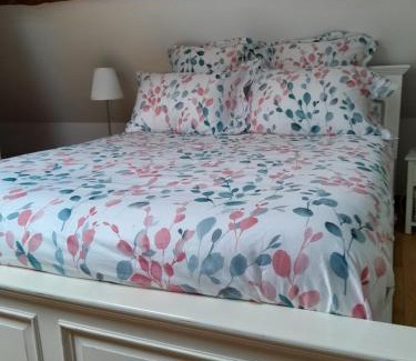 Bordeaux-Saint-Clair Bed & Breakfast | Le Grenier D'Isafil