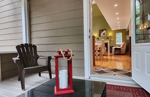 Sainte-Emelie-de-L'Energie Ski Chalet | Le Havre d'Émélie will seduce you and meet the expectations of the whole family