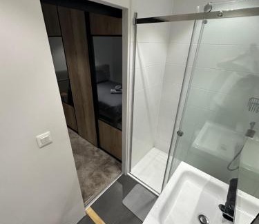 Saint-Martin-du-Littoral Apartment | Le Havre de Paix à 300m de la Plage