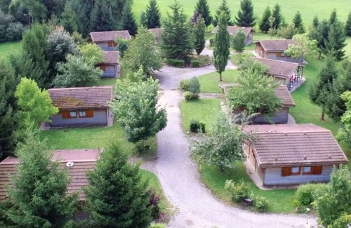 La Balme-de-Sillingy Ski Chalet | Le Logis de Papy (4p) Terrace-Community pool