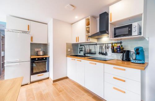 Guingamp Apartment | Le Lumineux 3 chambres-Parking-Centre