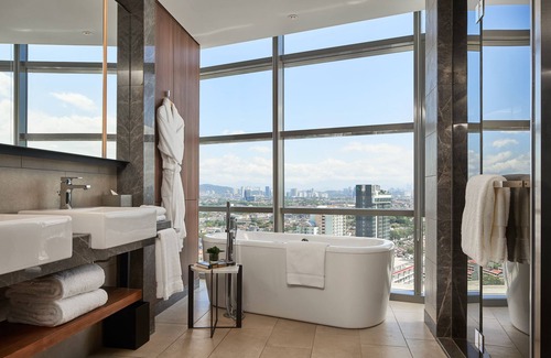 Petaling Jaya Hotel | Le Méridien Petaling Jaya