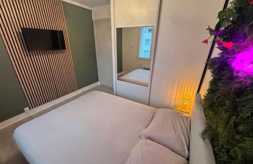 Secteur 2 Apartment | Le Malakoff T4 proche Stade des Alpes