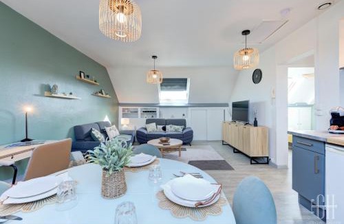 Saint-Pierre-des-Corps Apartment | Le Mirabeau - Gare à 100m - Wifi - Bureau - 2 V