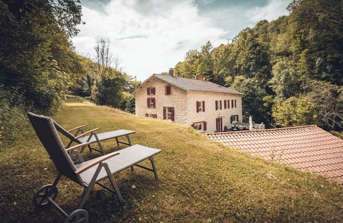 Montagna-le-Reconduit House | Le Moulin Chopin 5* gîte for 8 to 14 people.