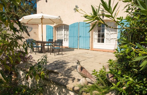 Moussoulens House | Le Palmier - luxury retreat near Carcassonne, family-friendly
