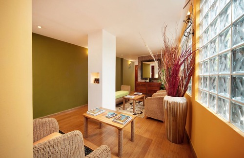 Trou aux Biches Hotel | Le Palmiste Resort & Spa