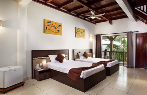 Trou aux Biches Hotel | Le Palmiste Resort & Spa