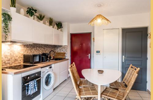 Scionzier Apartment | Le Paradis Tropical