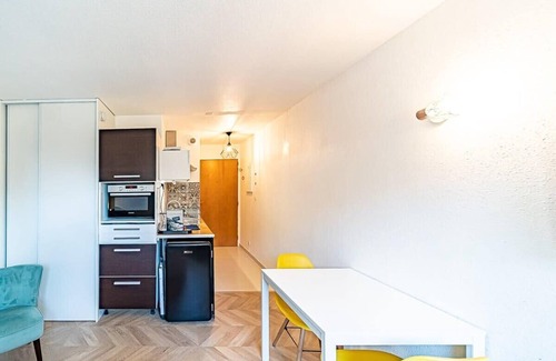 Perralliere Apartment | Le petit Audrey- nice studio -Flachet