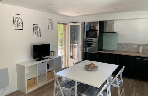 Oppede House | Le petit bastidon gîte à Oppède avec piscine