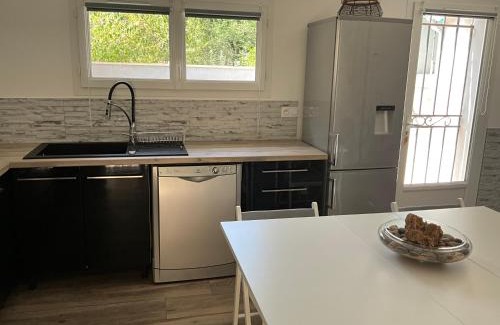 Oppede House | Le petit bastidon gîte à Oppède avec piscine