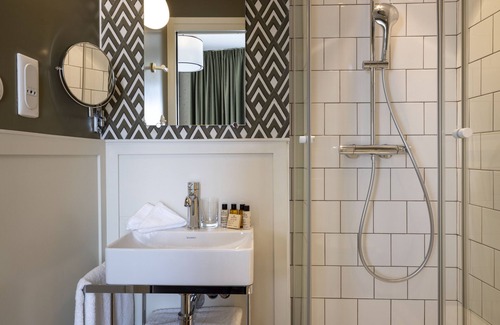 Quartier de la Folie-Mericourt Hotel | Le Petit Oberkampf Hotel & Spa