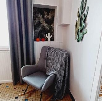 Saint-Romain-sur-Cher House | LE PETIT SARMENTIN