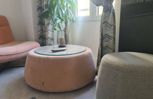 Jean-Medecin Hotel | Le Petit Trianon et Le Charme des Suites