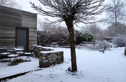 Wanze House | Le Pouce Roux