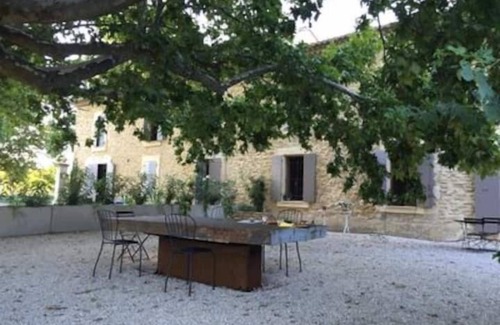 Puyvert Apartment | Le Provençal Duplex pool garden in the Luberon