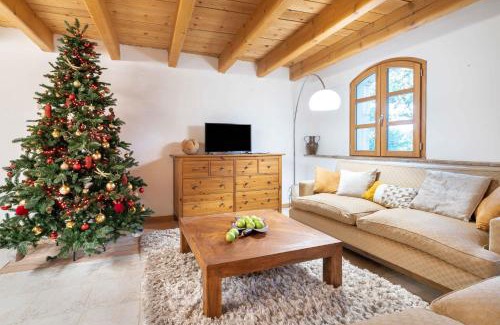 Montfrin House | Le Relais de Bellemaison