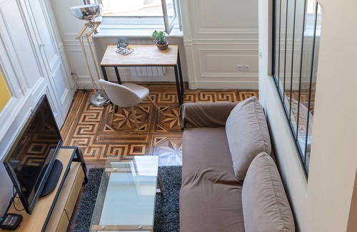 Griffon - Royale Apartment | Le Royale Haussmann Hyper center
