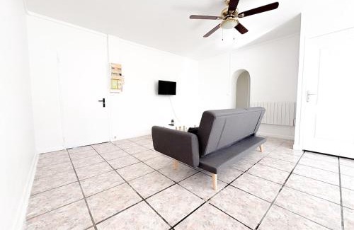Valenciennes Apartment | Le spot 5min du centre ville de Valenciennes , wifi,