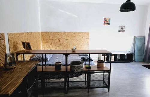 Le Grand Charran Apartment | Le studio de Max - Terrasse et Parking