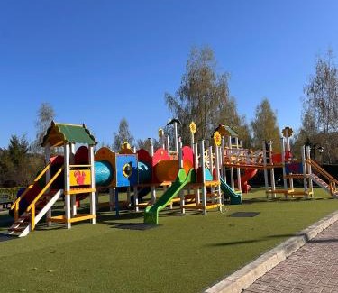 Malini Cabin | Leaf Loft Chalet