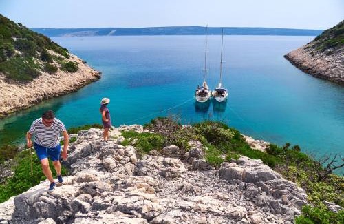 Pula Boat Rental | Learn to Sail in Paradise