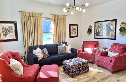 Oskaloosa House | Lee’s Garden House