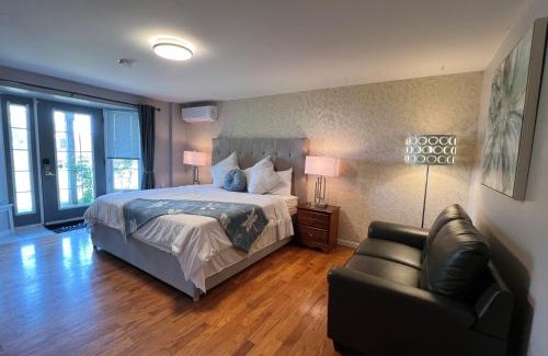 Stratford Bed & Breakfast | Lee's Ocean Peek B & B