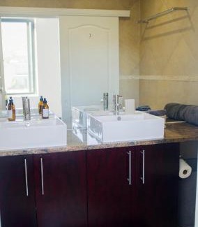 Cape Town City Centre Apartment | Legae Lux Central Villa, Cape Town