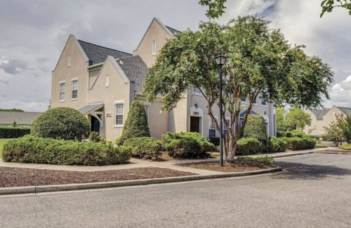 Red Hill Condo | Legends Golf Resort Condo Located Next to Ailsa Pub!