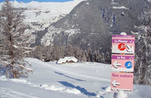 Villaroger Ski Chalet | LES ARCS PARADISKI resort apartment in a chalet at the foot of the slopes