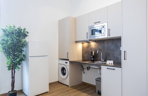 Montolivet Apartment | Les arts Plaza A by Concept Flats