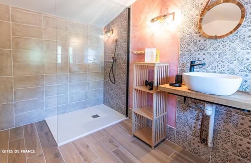 Arzillieres-Neuville House | Les Clefs du Paradis