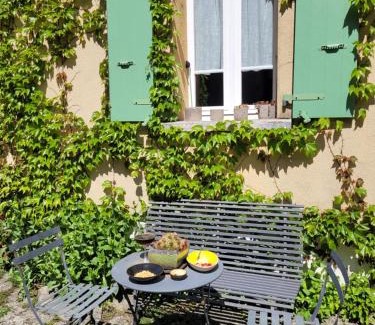 Cluses Apartment | Les Colibris - Standing et Jardin - 3 étoiles