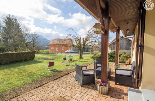 Attignat-Oncin House | LES HORTENSIAS - ATTIGNAT ONCIN