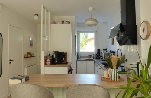Tosse House | LES JARDINS DE LA LANDE Villa patio with garden a few minutes from the beaches. Free Wifi