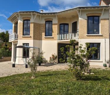 La Roche-Posay Apartment | Les Jolis Nids - Studio Rouge Gorge