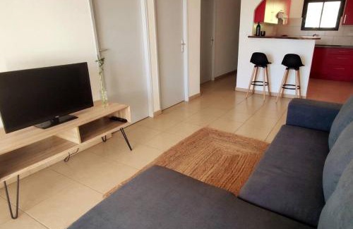 Saint-Pierre De La Reunion House | Les lataniers 2 - Vue sur mer