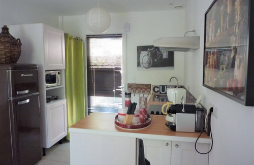 Correns House | LES OLIVIERS with swimming pool - gite 1er village Bio - jas de roucas