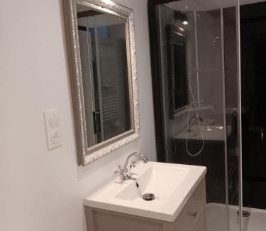 Lencloitre House | Les romarins