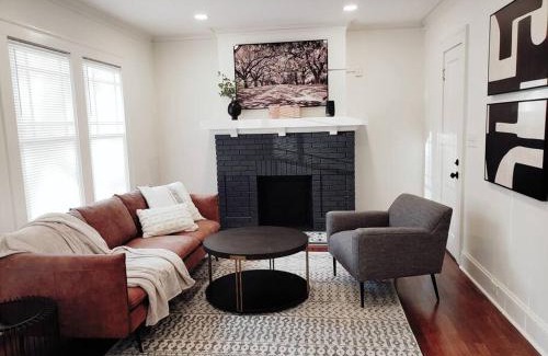 Sylvan Hills House | Less than 10 mins from Downtown, early checkin-subject to availability, pool table