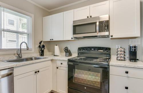 Biddleville House | Less Than 2 Mi to Uptown Charlotte Home with Large Yard!