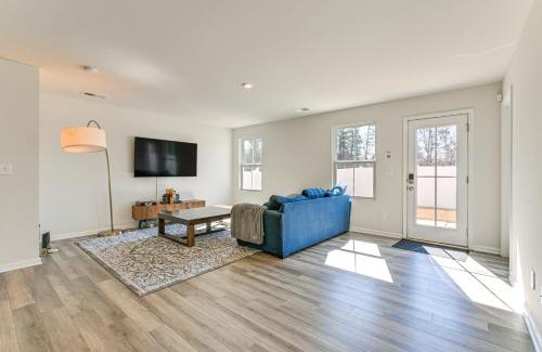 Charlotte House | Less Than 6 Mi to Uptown Charlotte Bright Home with Yard