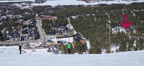 Sirkka House | LEVI Tunturinlaita A4, Ski-in Ski-out 3xBedroom