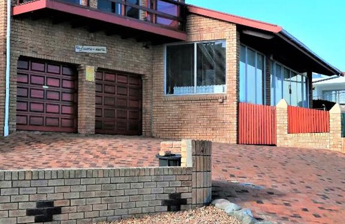 Yzerfontein House | Lewens-Essens on C